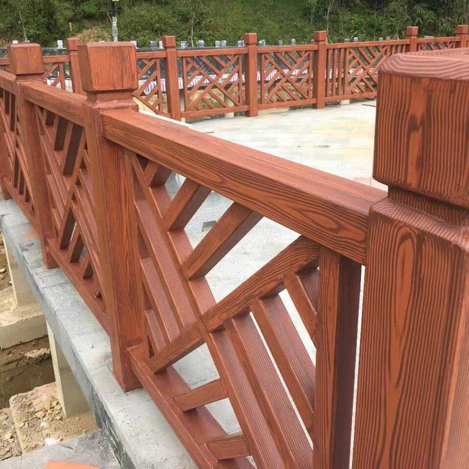 广西桂林山水景区木纹漆栏杆施工